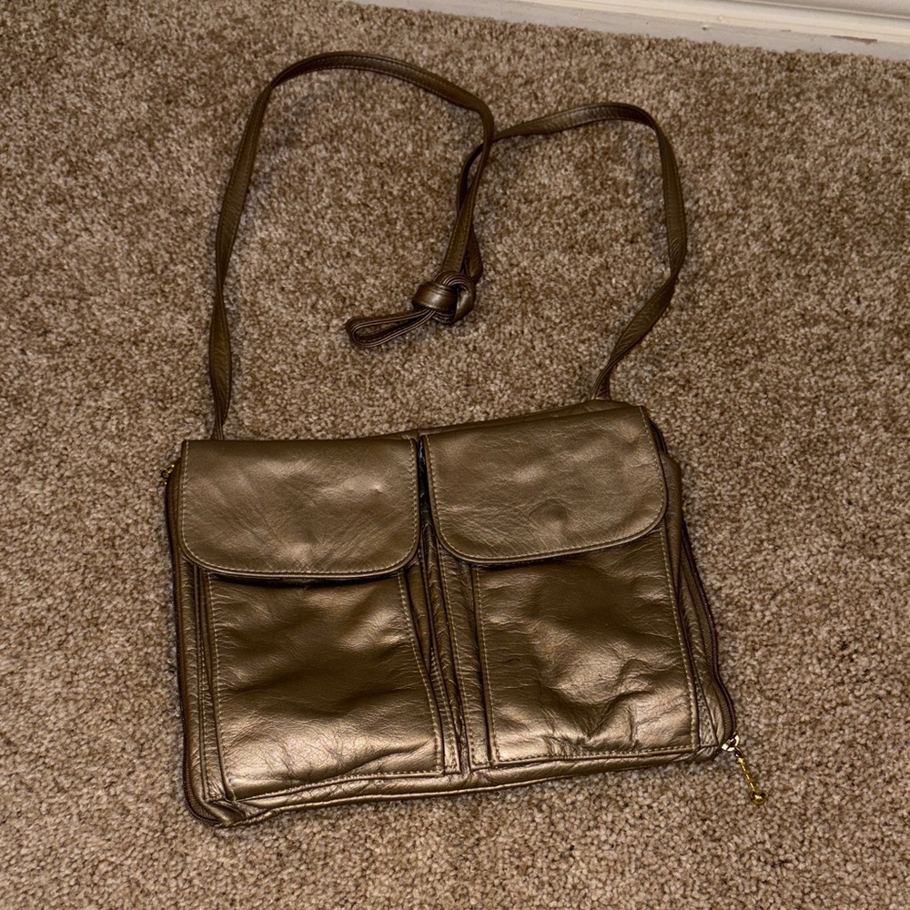 kangaROOS Olive Leather Messenger Bag